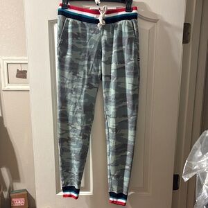 Sol Angeles EUC Camo Red, White and Blue Woman’s joggers size XS